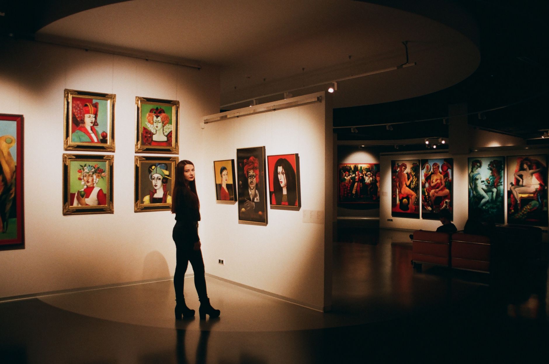 Sanat Galerisi ile Müze Arasındaki Farkı Anlamak